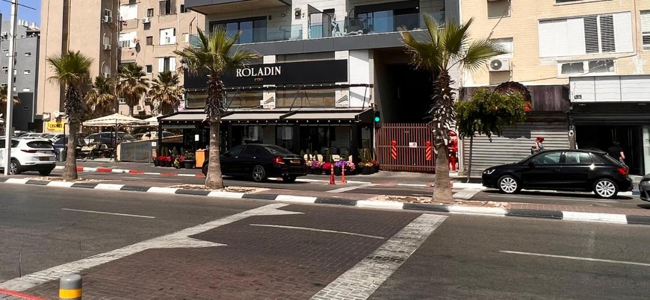 Motel Hofim Bat Yam Exterior photo