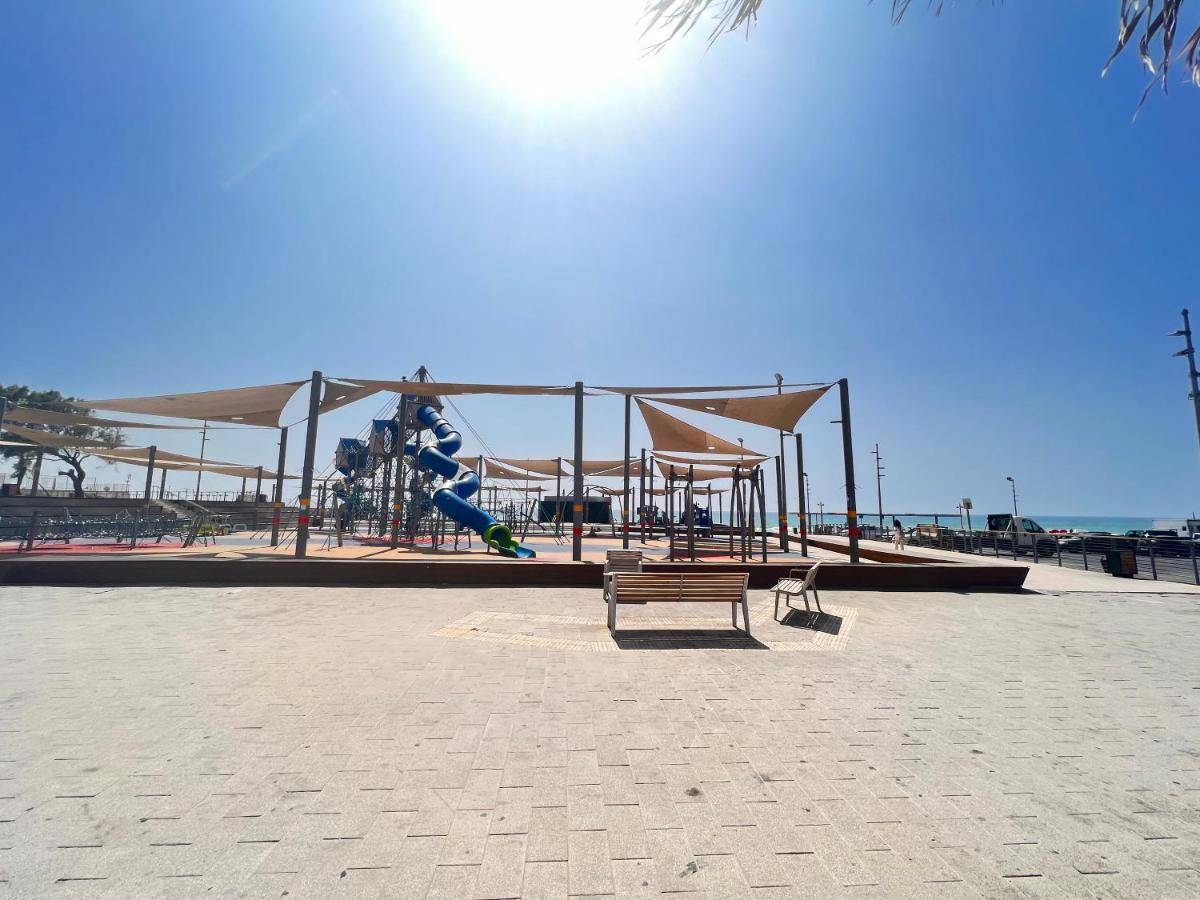 Motel Hofim Bat Yam Exterior photo