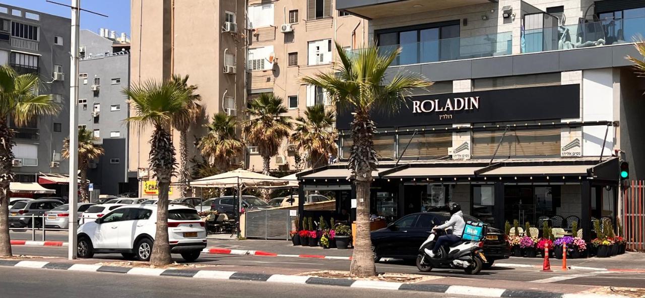 Motel Hofim Bat Yam Exterior photo