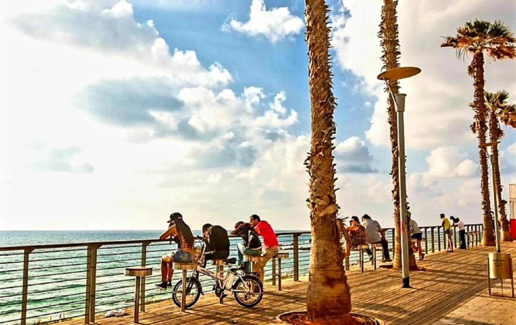 Motel Hofim Bat Yam Exterior photo