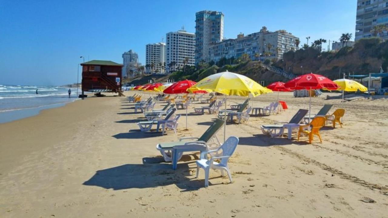 Motel Hofim Bat Yam Exterior photo